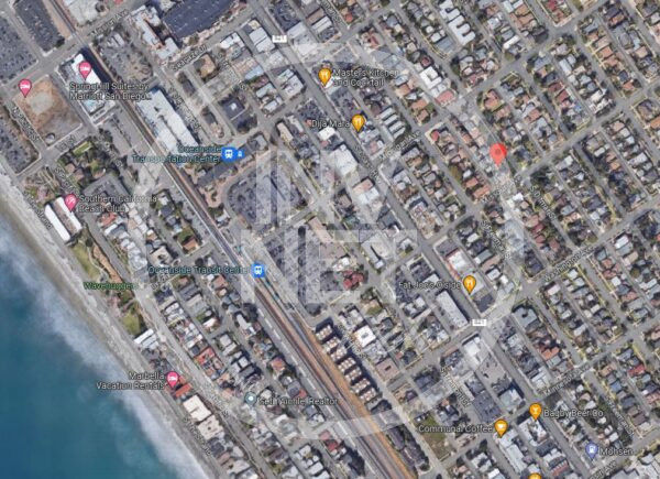 Historic neighborhood, 6 blocks to the beach!
